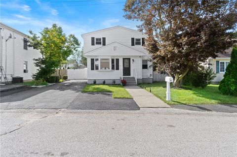 6 Kennedy Drive, North Providence, RI 02904 - MLS#: 1343921