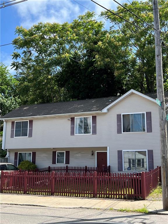 8 Glasgow Street, Providence, RI 02908 MLS 1338214 Listing Information RILiving