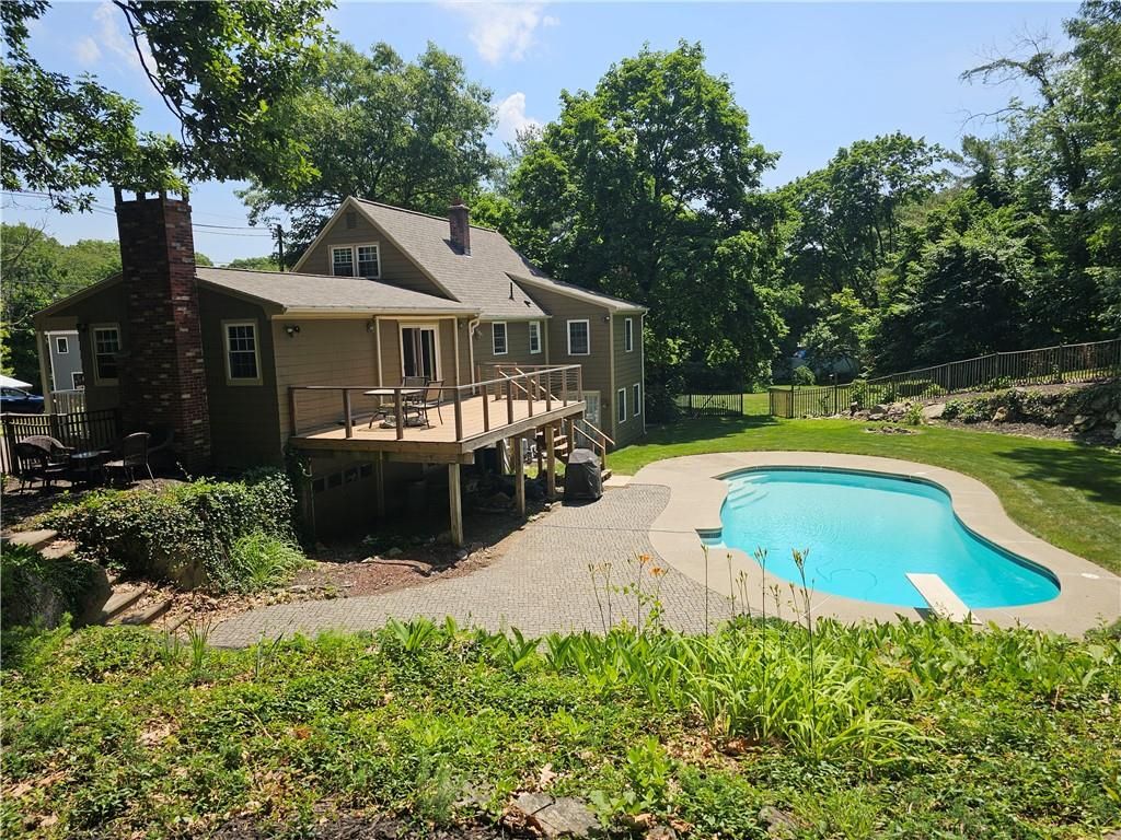 12 Mountaindale Rd Road, Smithfield, RI 02917 MLS 1361766 Listing