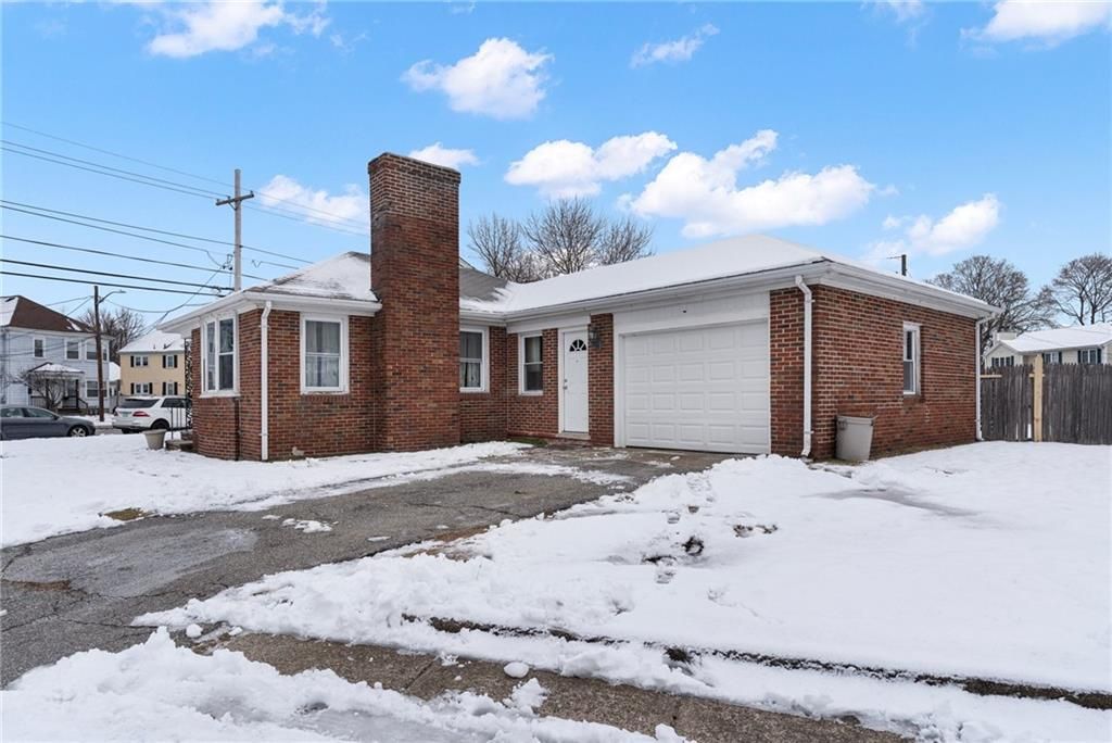 389 Armistice Boulevard, Pawtucket, RI 02861 MLS 1351257 Listing