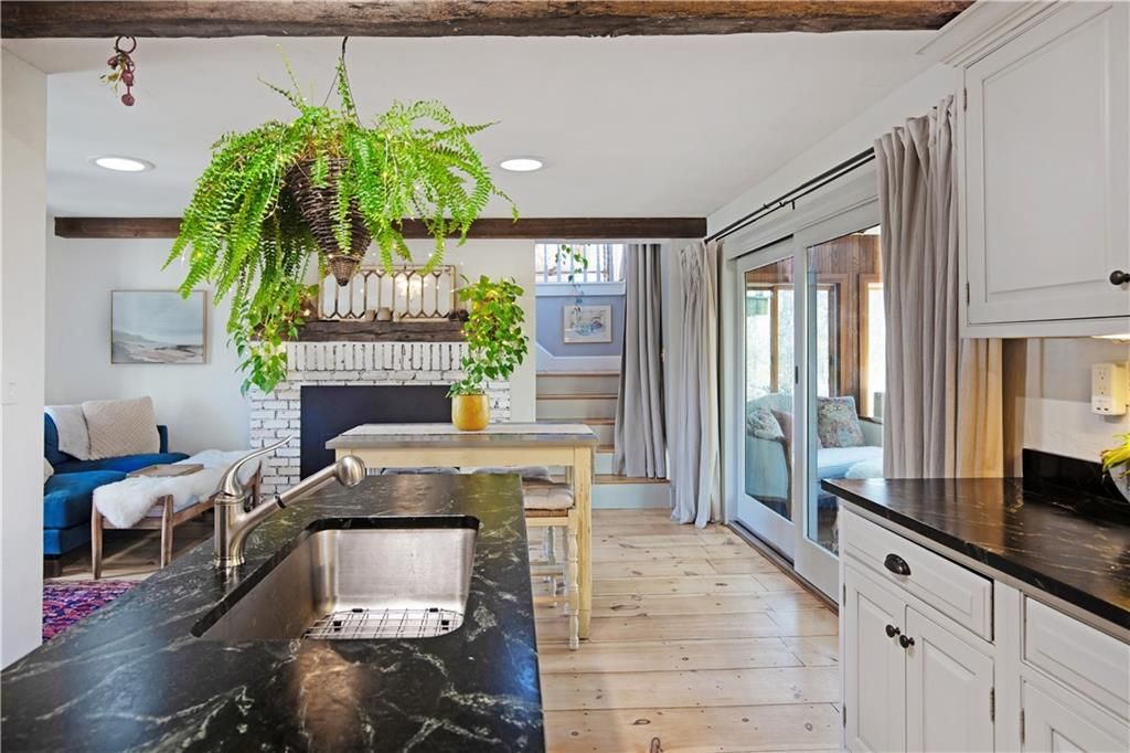 172 Estelle Drive, South Kingstown, RI 02892 MLS 1349977 Listing