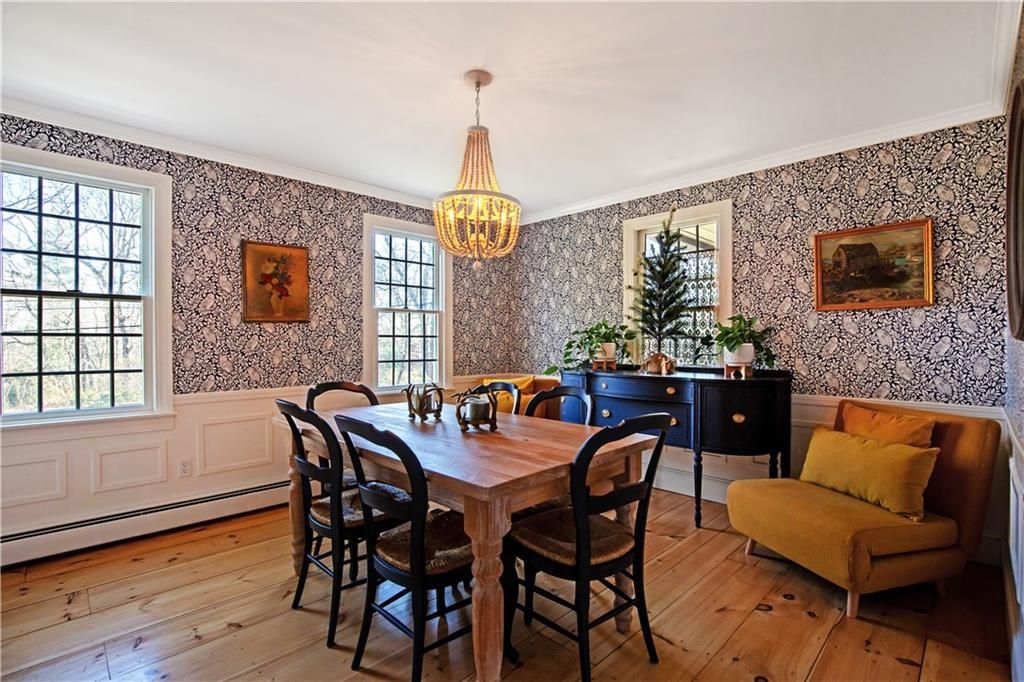 172 Estelle Drive, South Kingstown, RI 02892 MLS 1349977 Listing