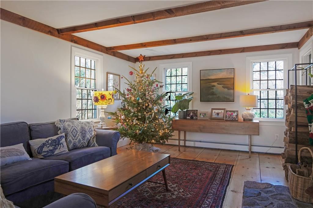 172 Estelle Drive, South Kingstown, RI 02892 MLS 1349977 Listing