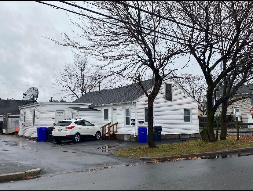 700 Beverage Hill Avenue 1, Pawtucket, RI 02861 MLS 1349440 Listing