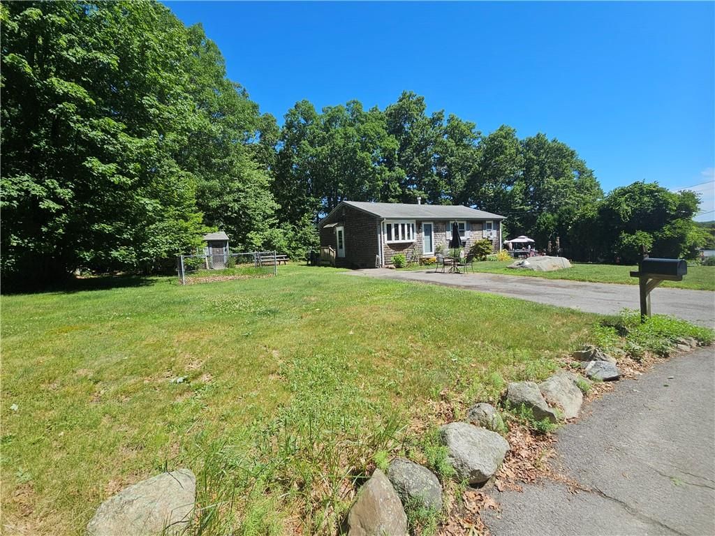 17 Tall Oaks Ct Court Johnston RI 02919 MLS 1363044 Listing 17 Tall Oaks Ct Court Johnston RI 02919 MLS 1363044 Listing