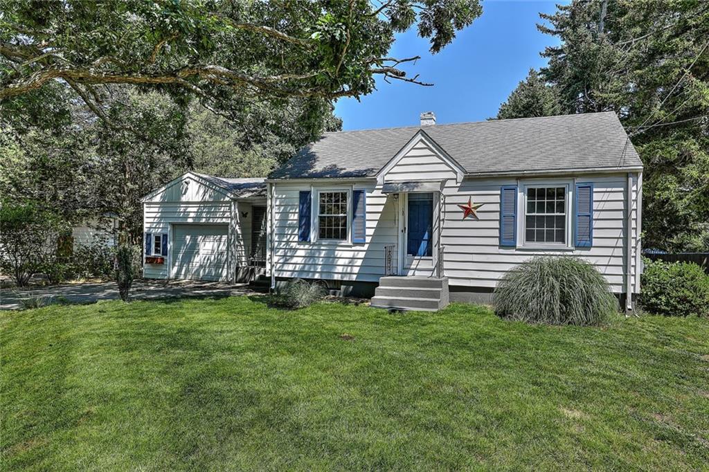 16 Middle Highway, Barrington, RI 02806 MLS 1334360 Listing