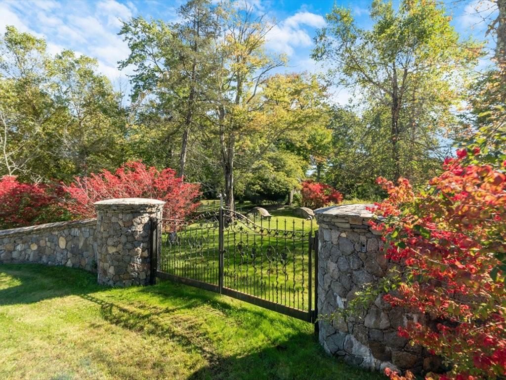 960 Hartford Pike, Scituate, RI 02857 MLS 1351170 Listing