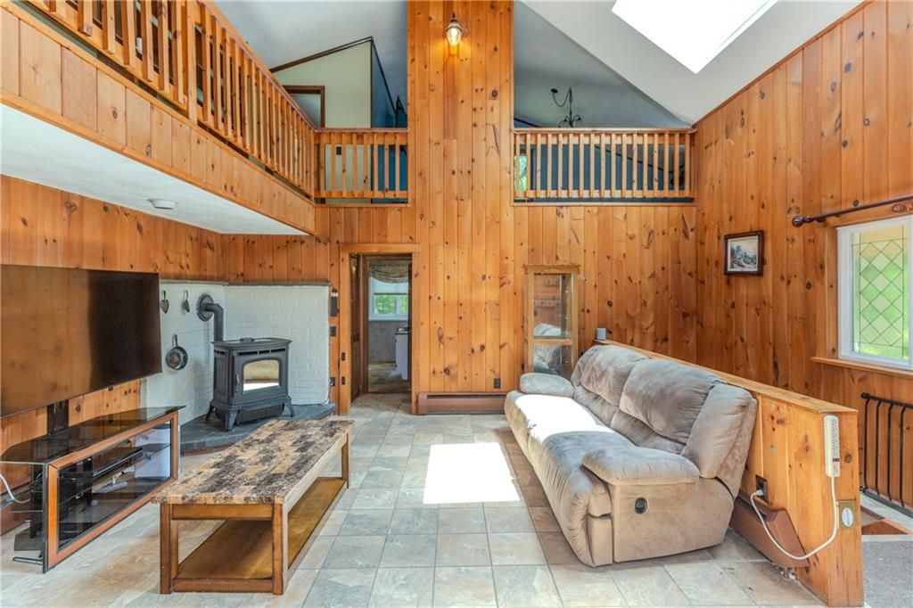 153 Old Plainfield Pike, Foster, RI 02825 MLS 1362916 Listing