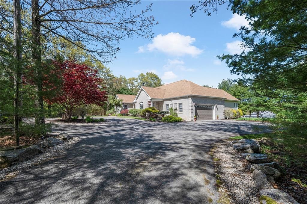 52 Peck Hill Road, Scituate, RI 02857 MLS 1357561 Listing