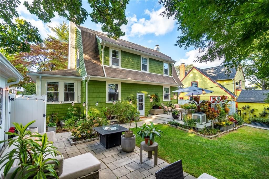 335 Rochambeau Avenue, Providence, RI 02906 MLS 1368122 Listing