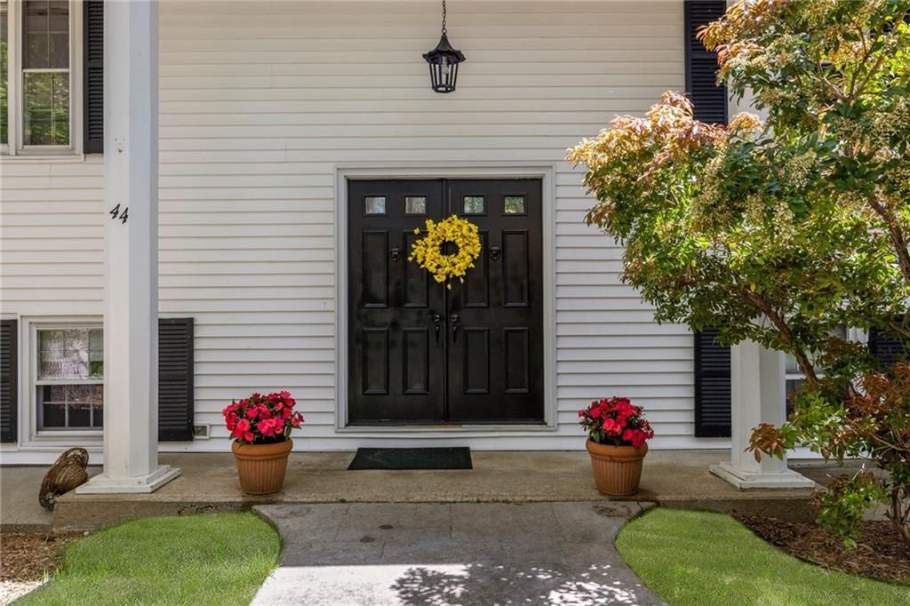 44 Love Lane, Warwick, RI 02886 MLS 1359369 Listing Information