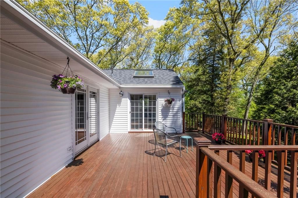 44 Love Lane, Warwick, RI 02886 MLS 1359369 Listing Information