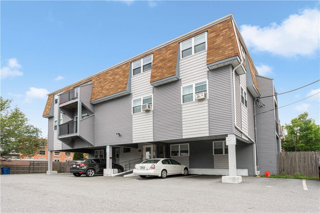 20 Stenton Avenue 303, Providence, RI 02906 MLS 1338519 Listing