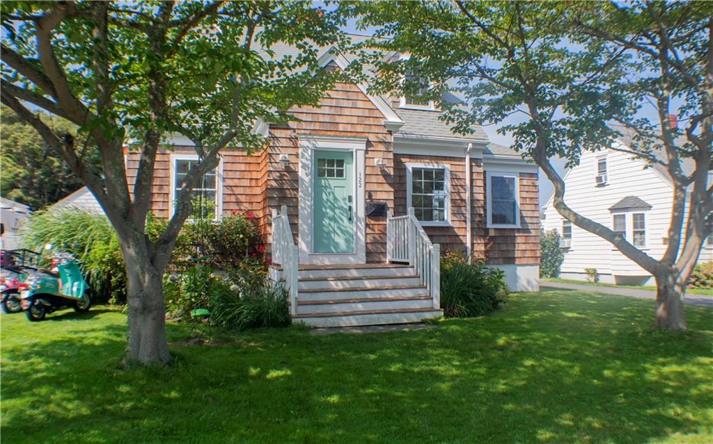 122 Ruggles Avenue, Newport, RI 02840 MLS 1291760 Listing Information RILiving