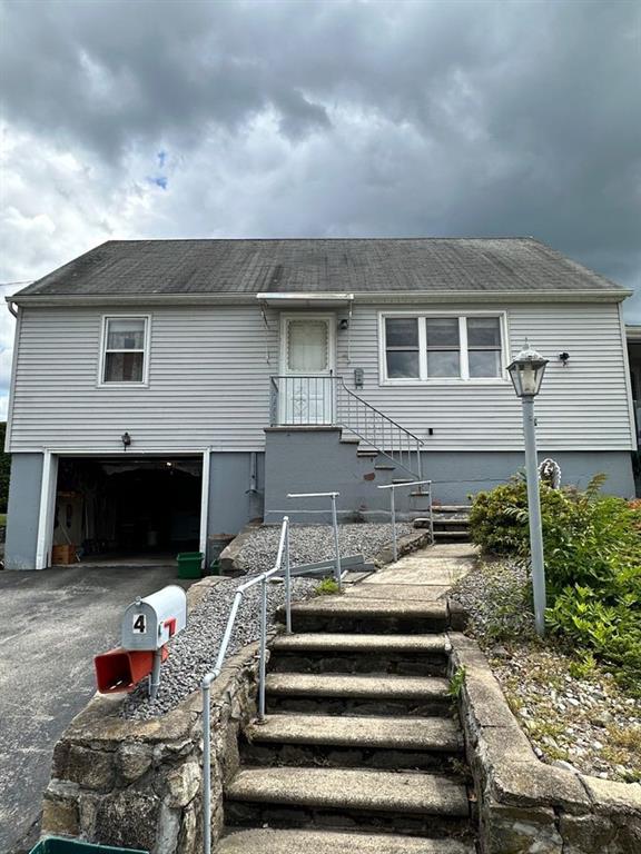 4 Heritage Circle, Johnston, RI 02919 MLS 1338410 Listing