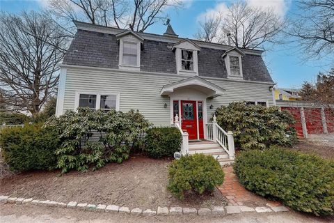 27 Young Orchard Avenue, Providence, RI 02906 - MLS#: 1356927