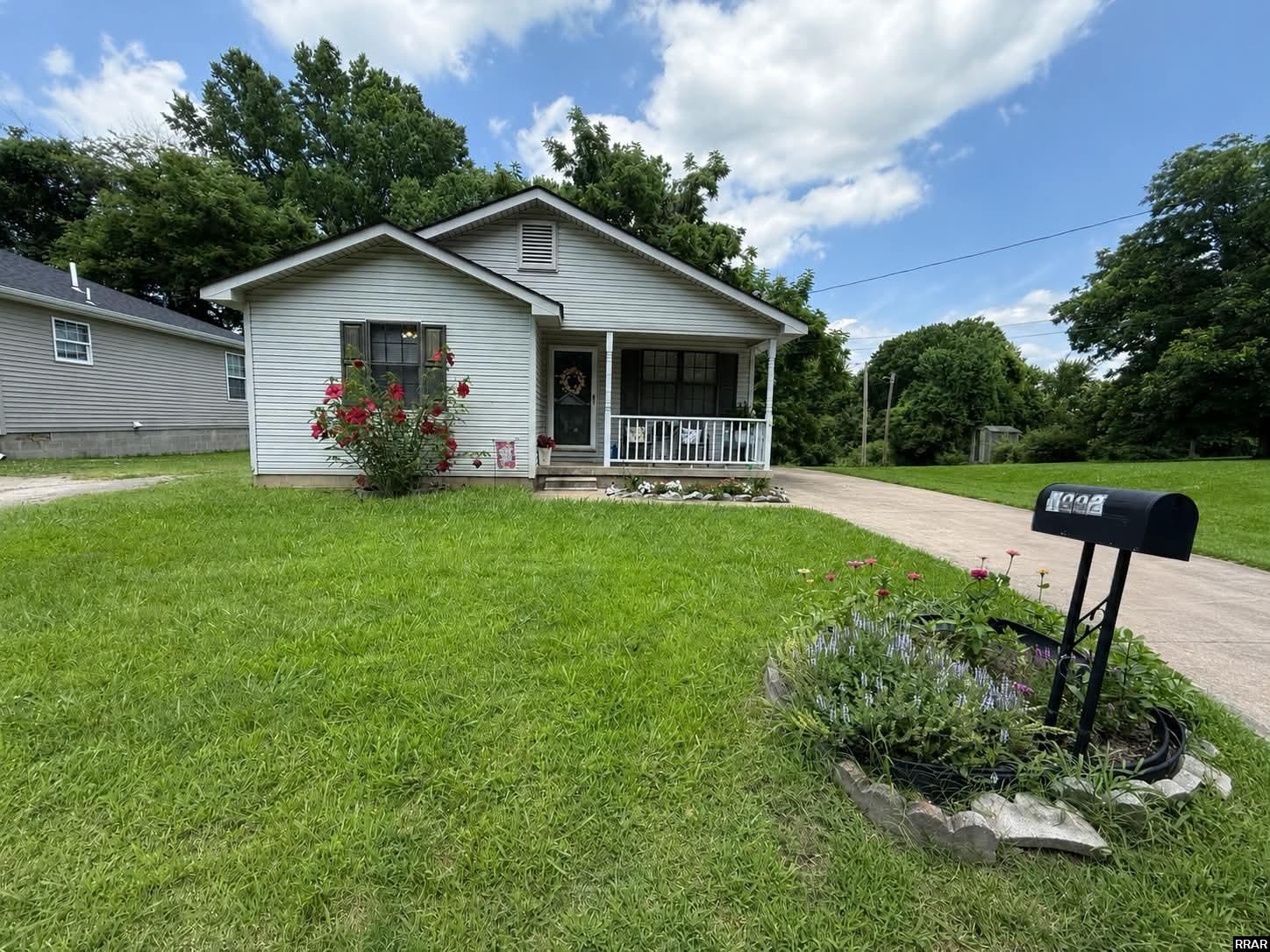 Photo 1 of 12 — 1002 E Vine Street, union city, TN 38261