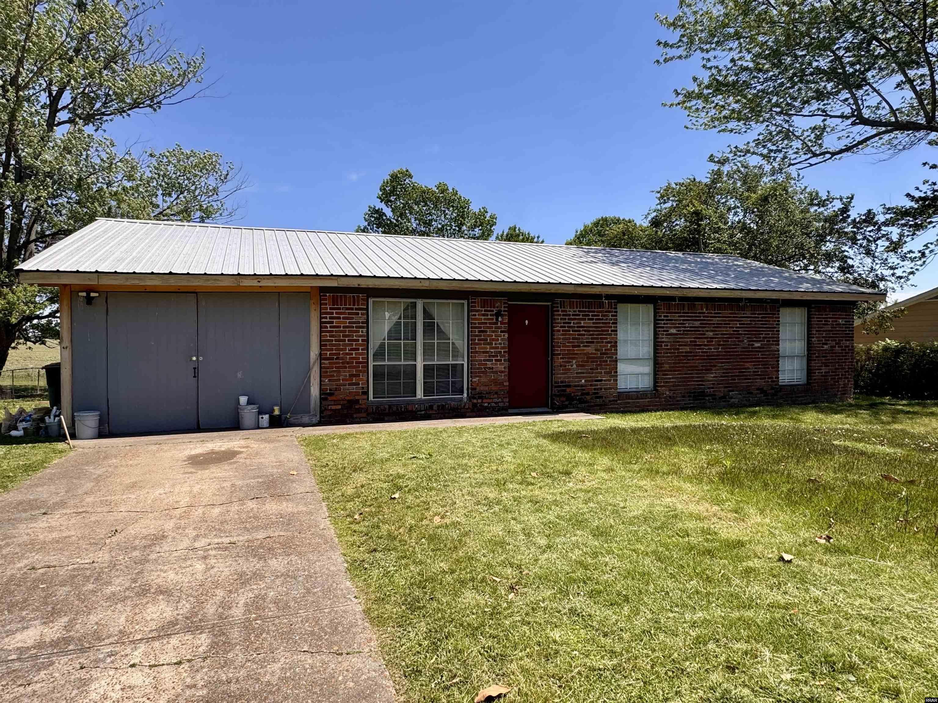 Photo 1 of 18 — 3726 Cleek Echo Drive, Union City, TN 38261