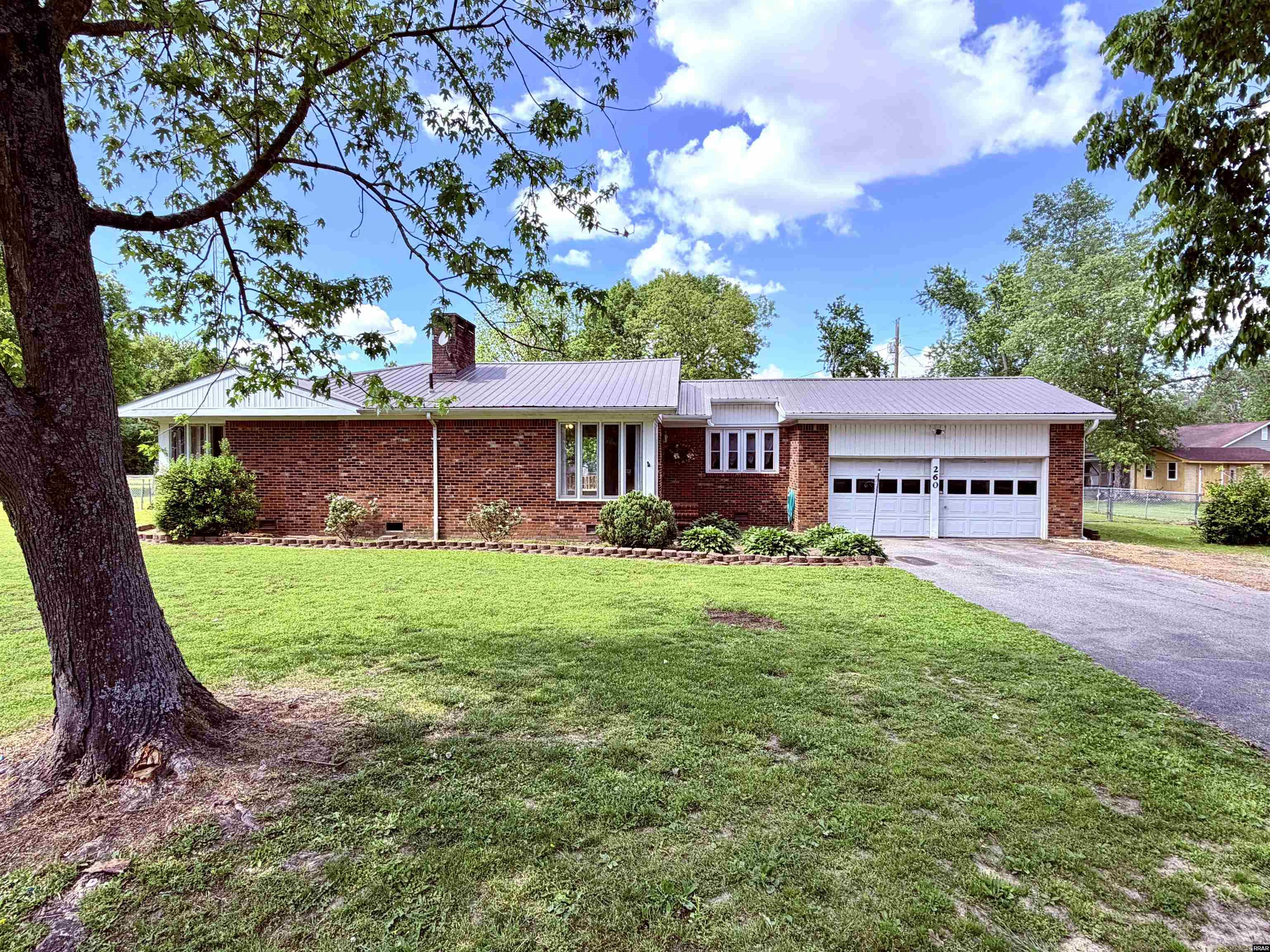 Photo 1 of 26 — 260 Beech Street, Union City, TN 38261