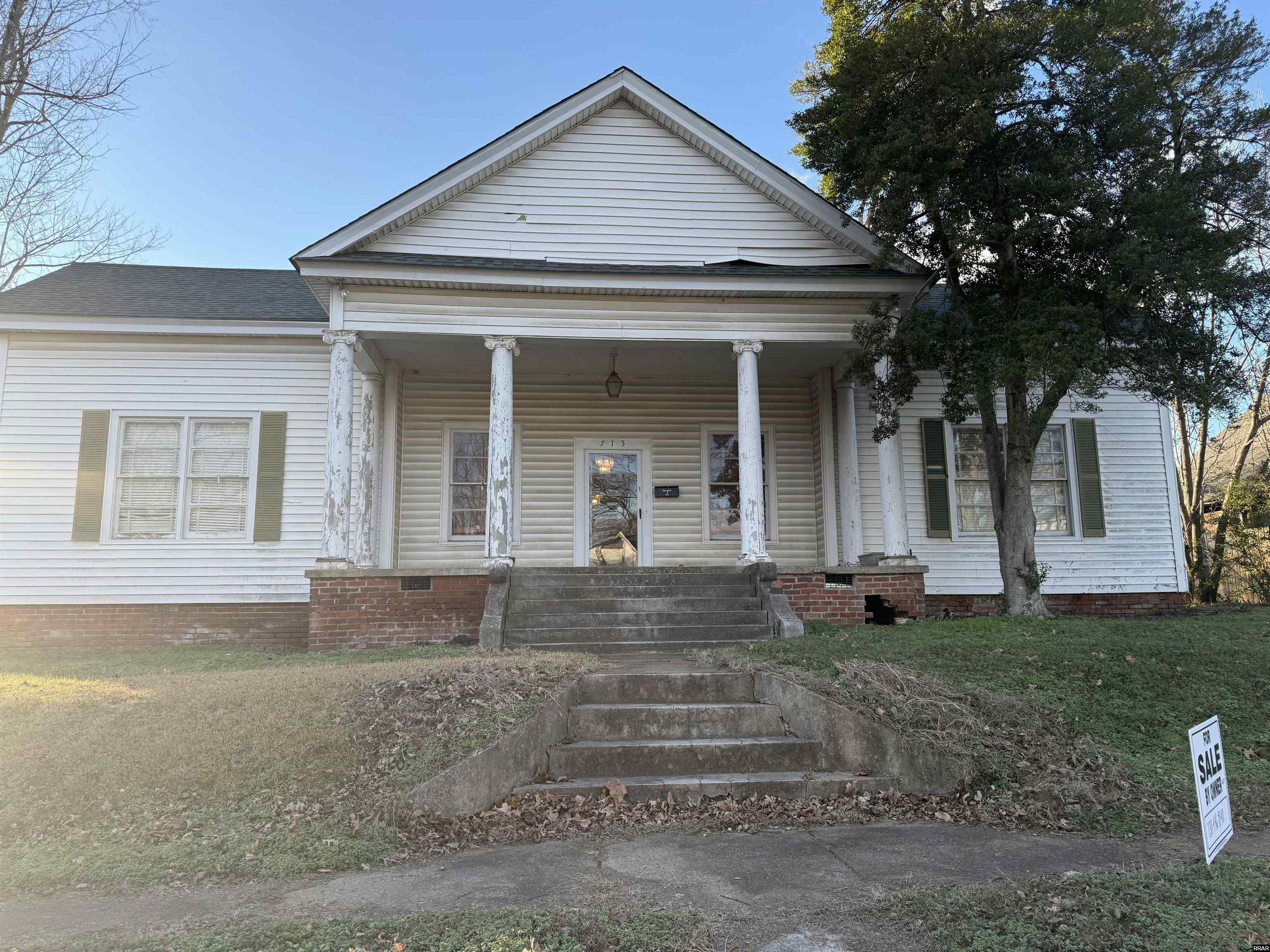 Photo 1 of 31 — 715 S Third Street, Union City, TN 38261