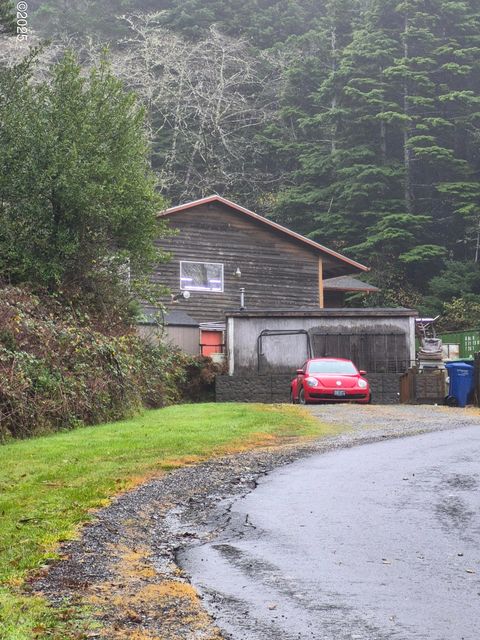 2740 SE Hwy 101 Lincoln City OR 97367