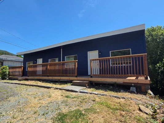 306 8TH ST # 306, GARIBALDI, OR 97118 - Image 20bd1af2eb7d98511af6ab5de9b5f56e/446742596