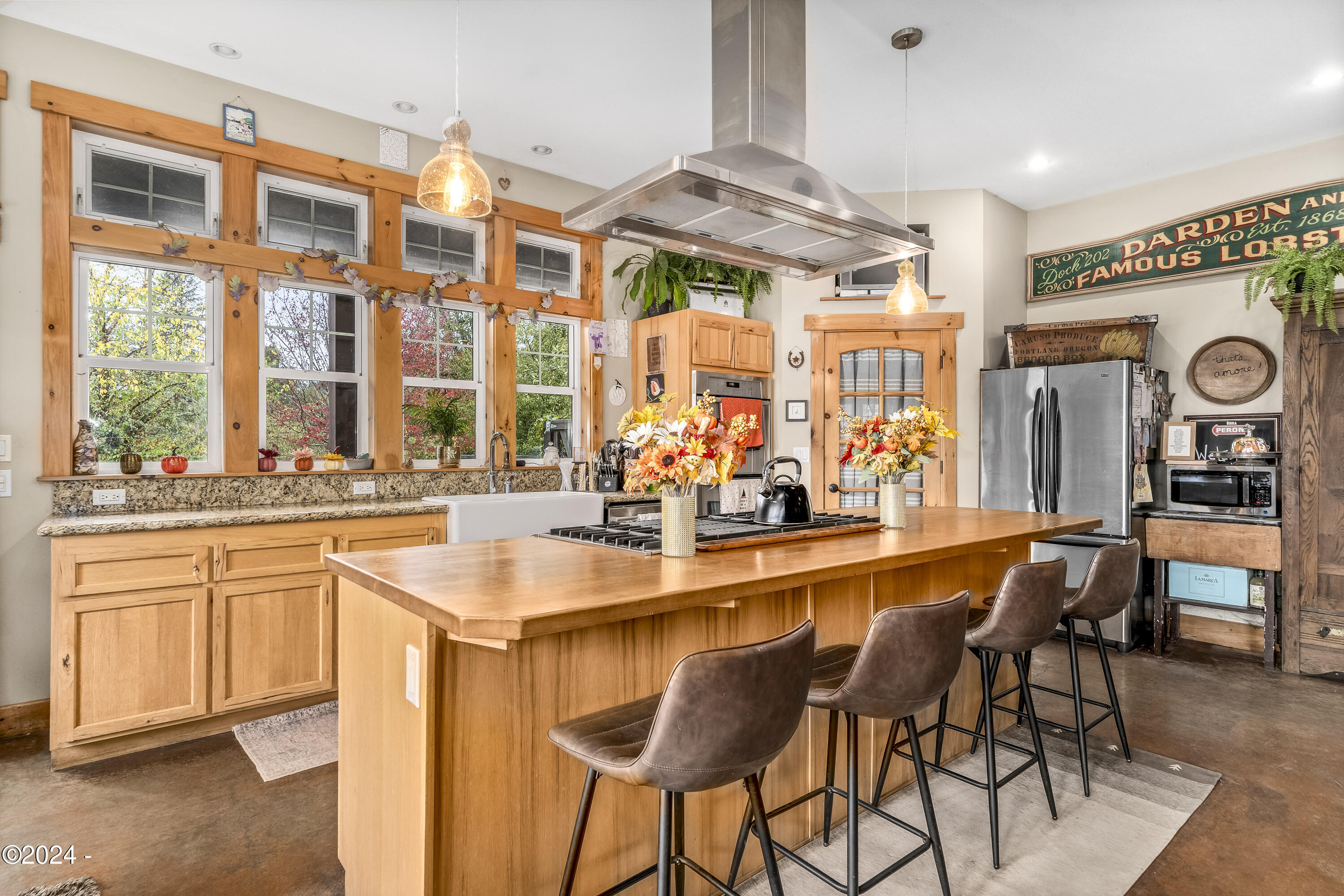 4701 NE Neotsu Drive