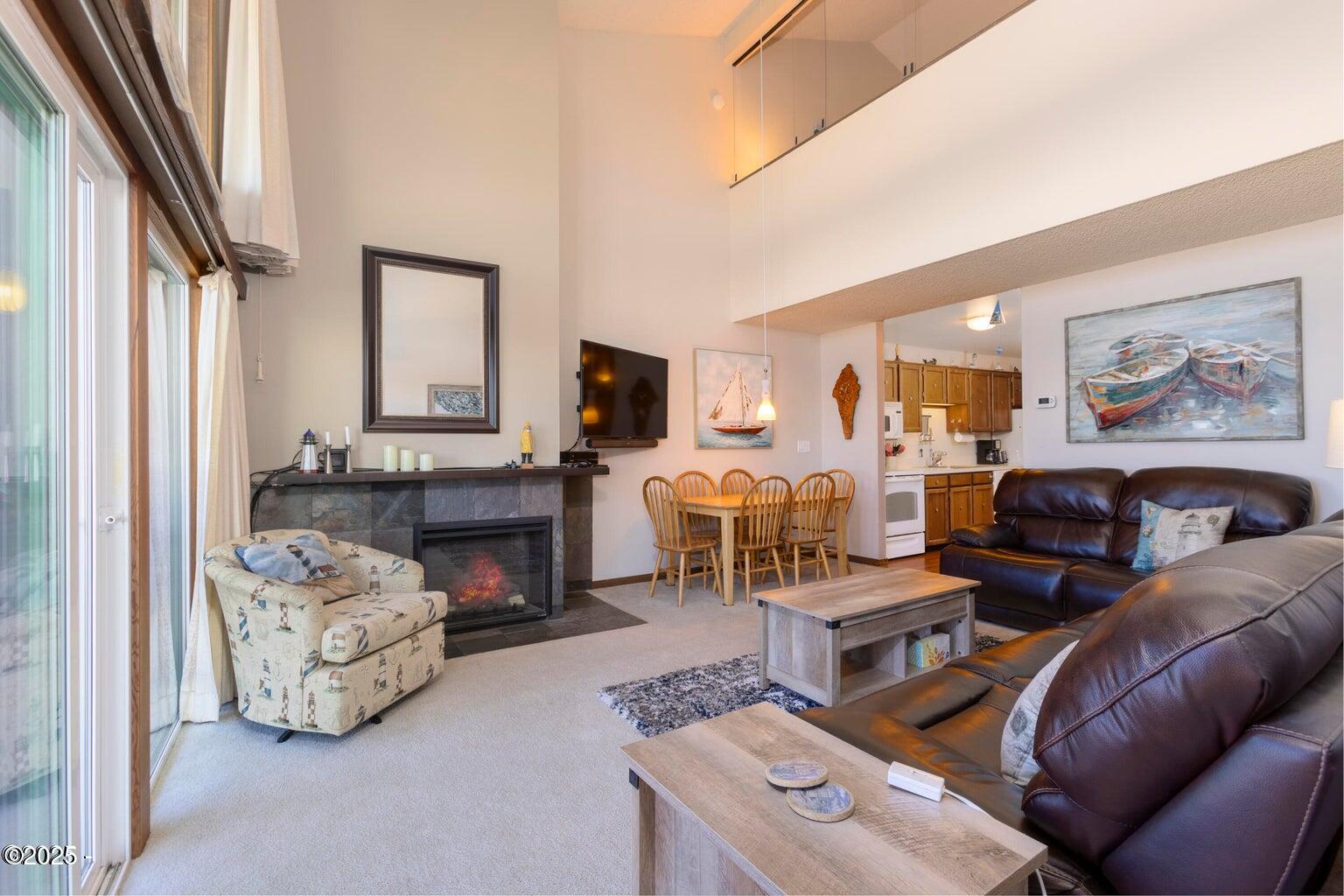 301 Otter Crest Loop