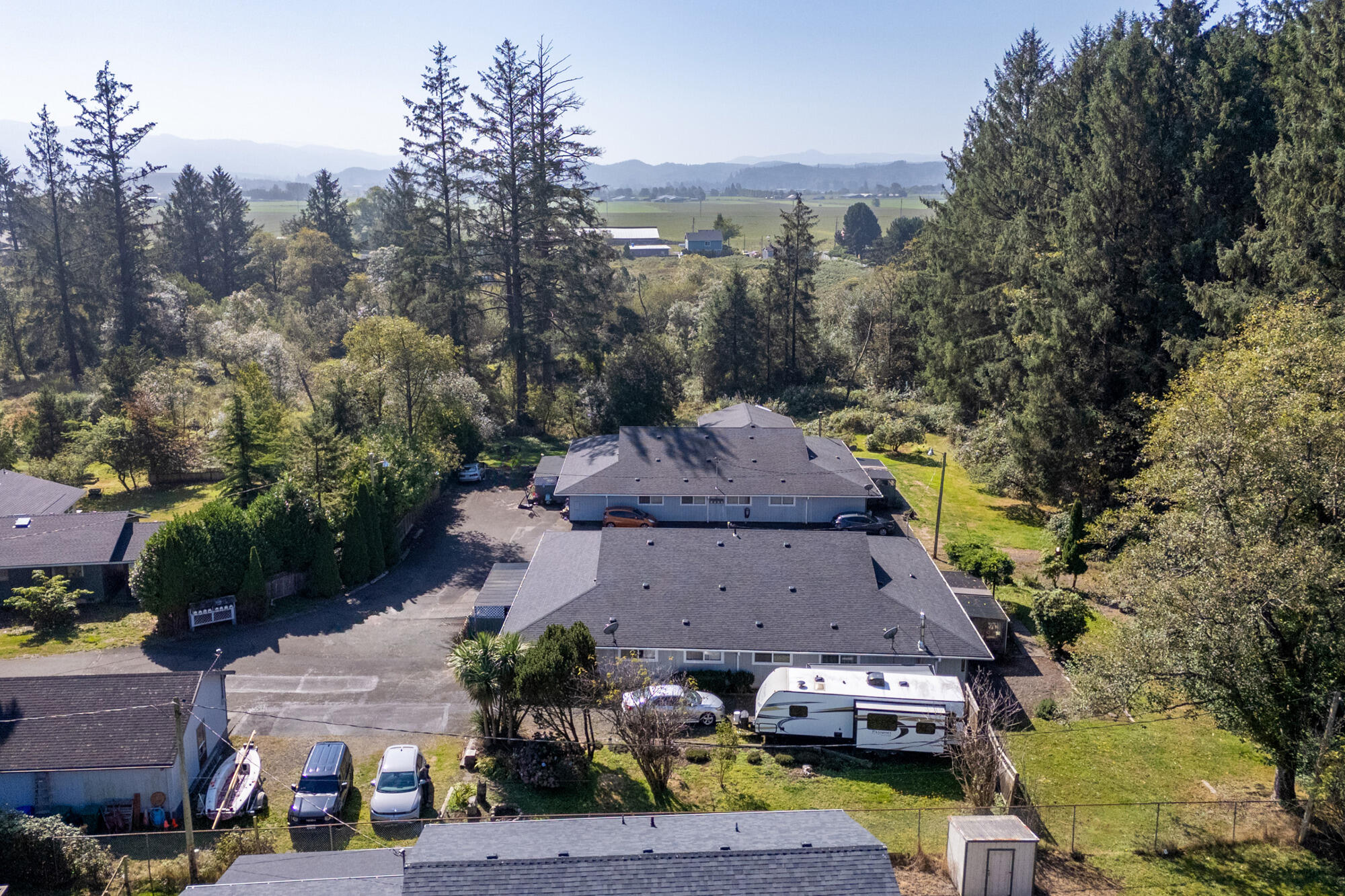 1110/1120 Meadow Avenue