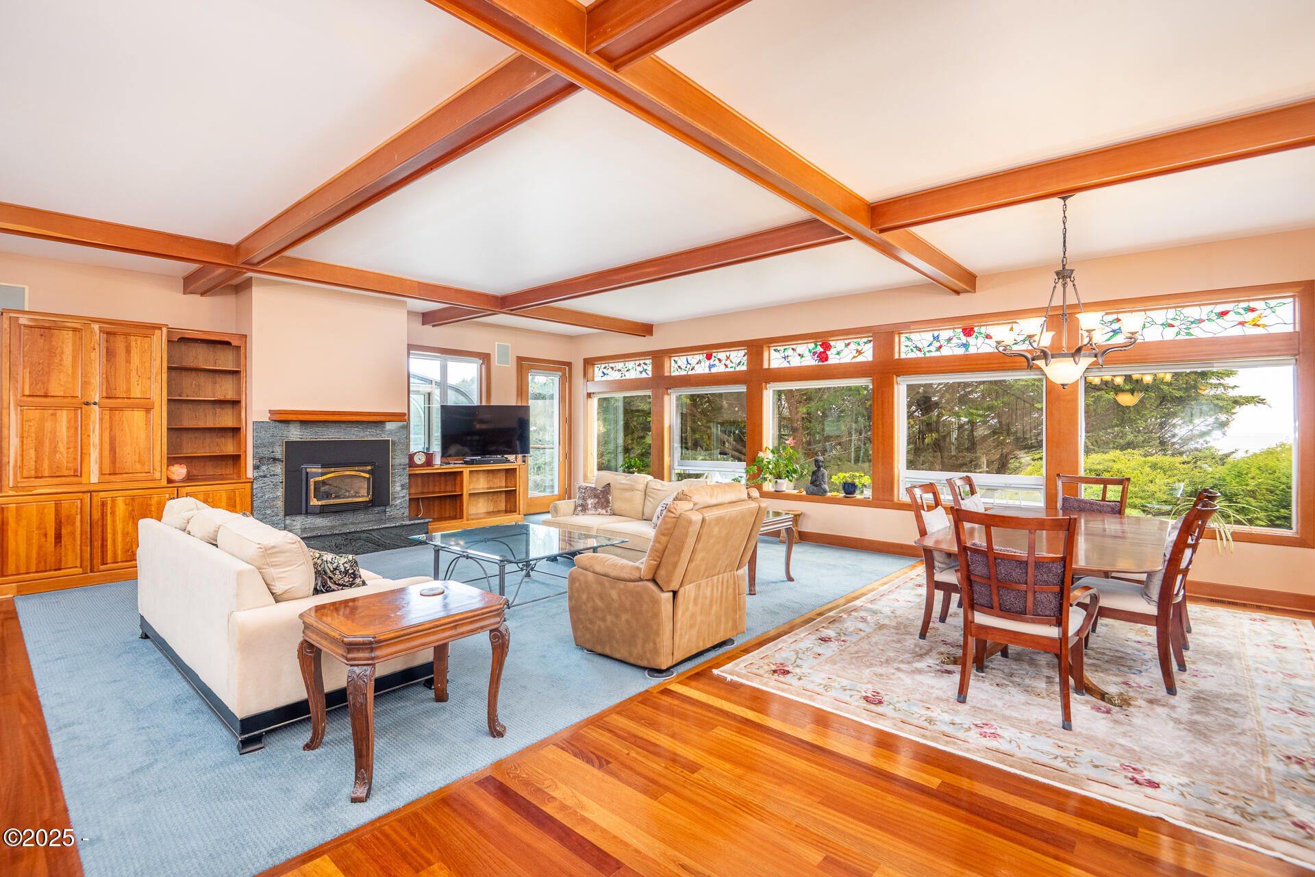 1055 NW Estate Drive