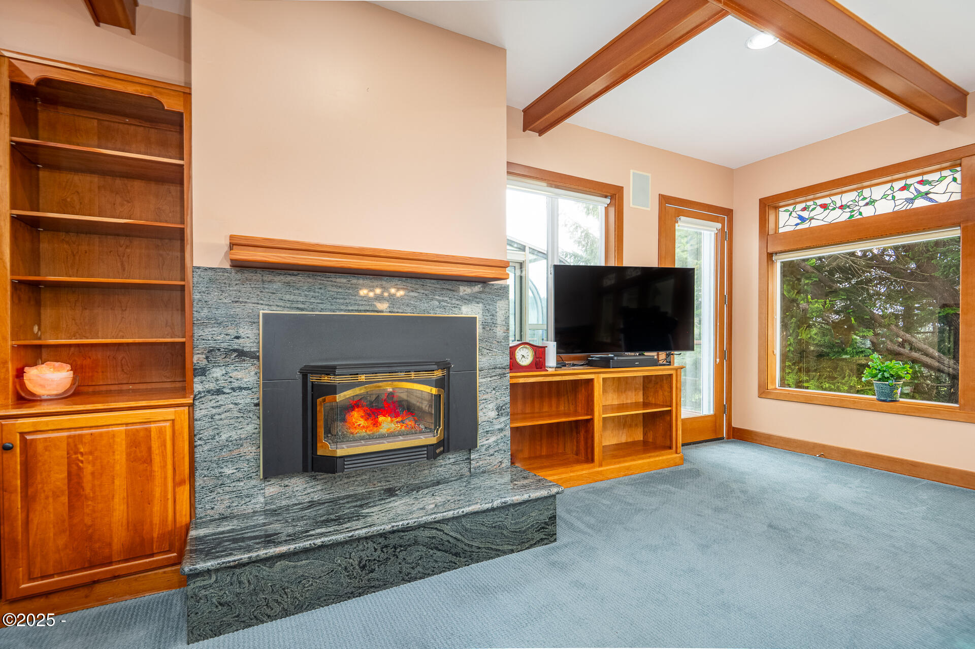 1055 NW Estate Drive