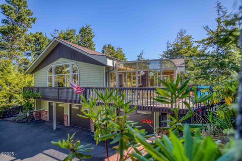 87942 Kelsie Way Florence OR 97439