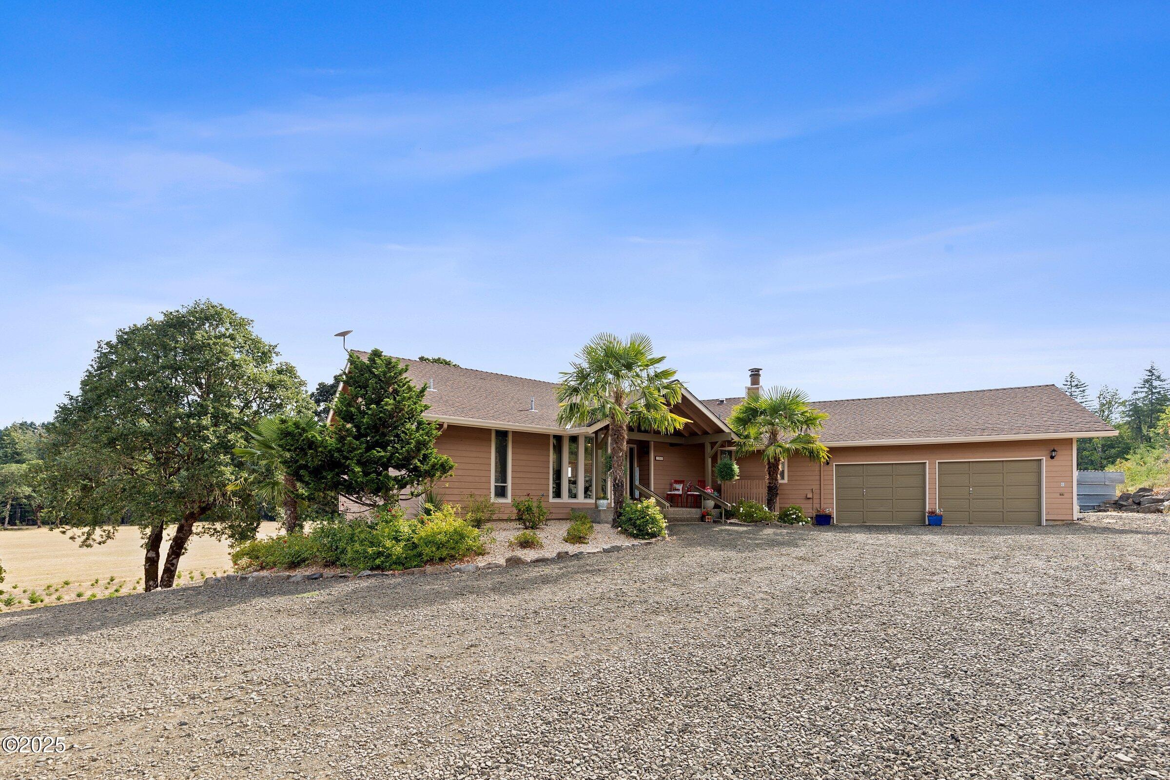 21560 Gooseneck Road