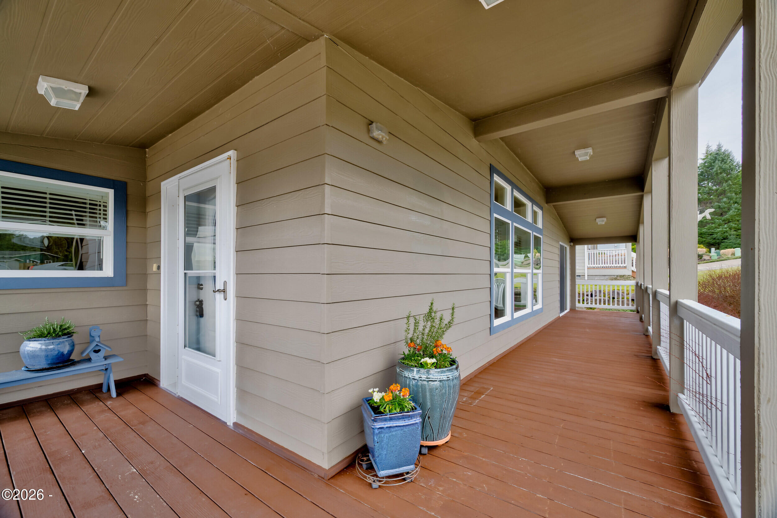 125 SE Whalesong Drive