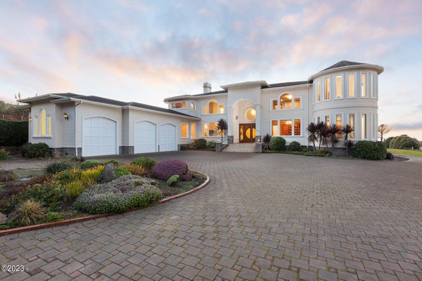 3775 HIGHWAY 101 N, YACHATS, OR 97498 - Image 45fc98a8614eea8ac1e4d9d583ccdc43/2941155830