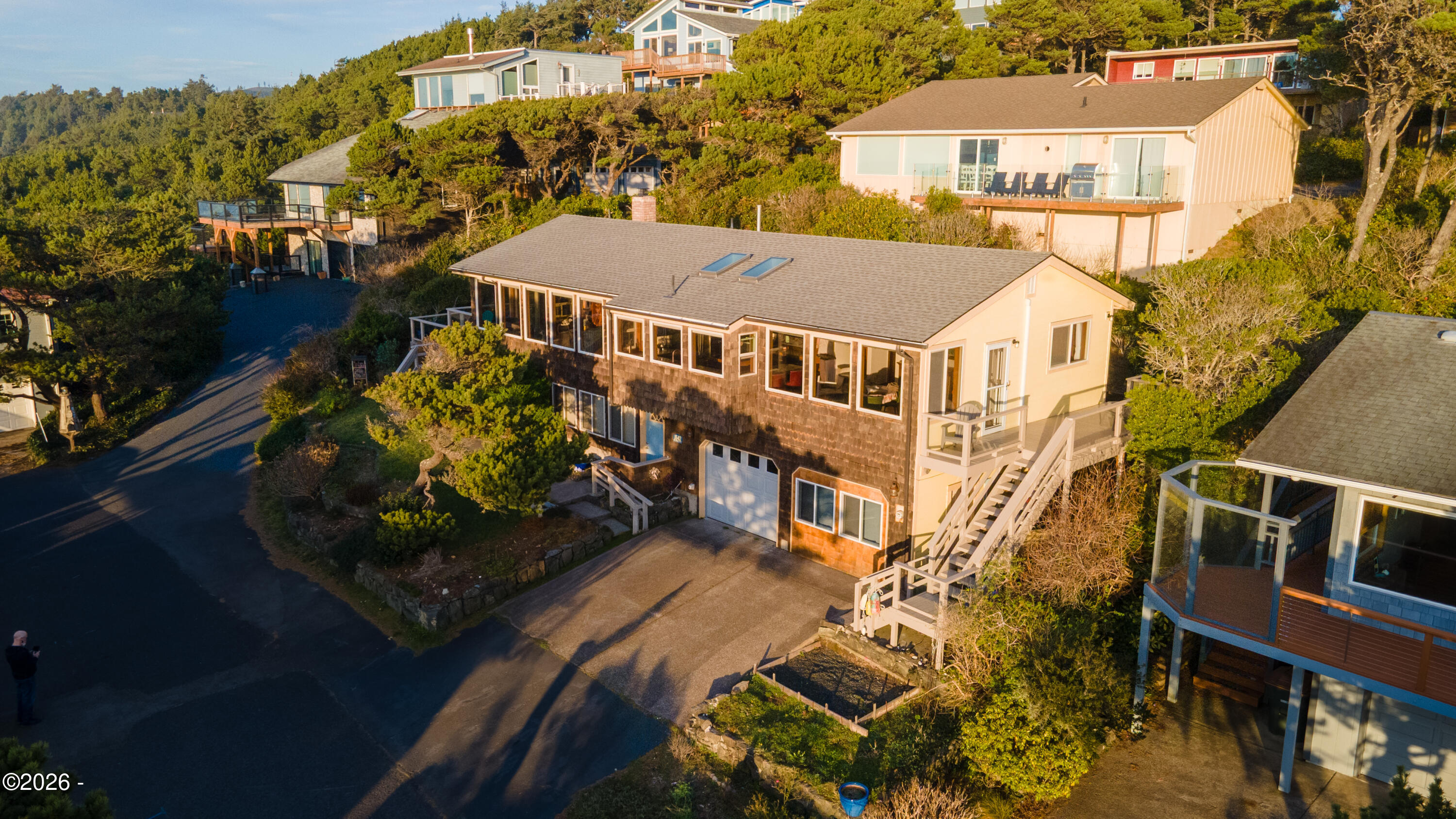 1542 NW Spring Street