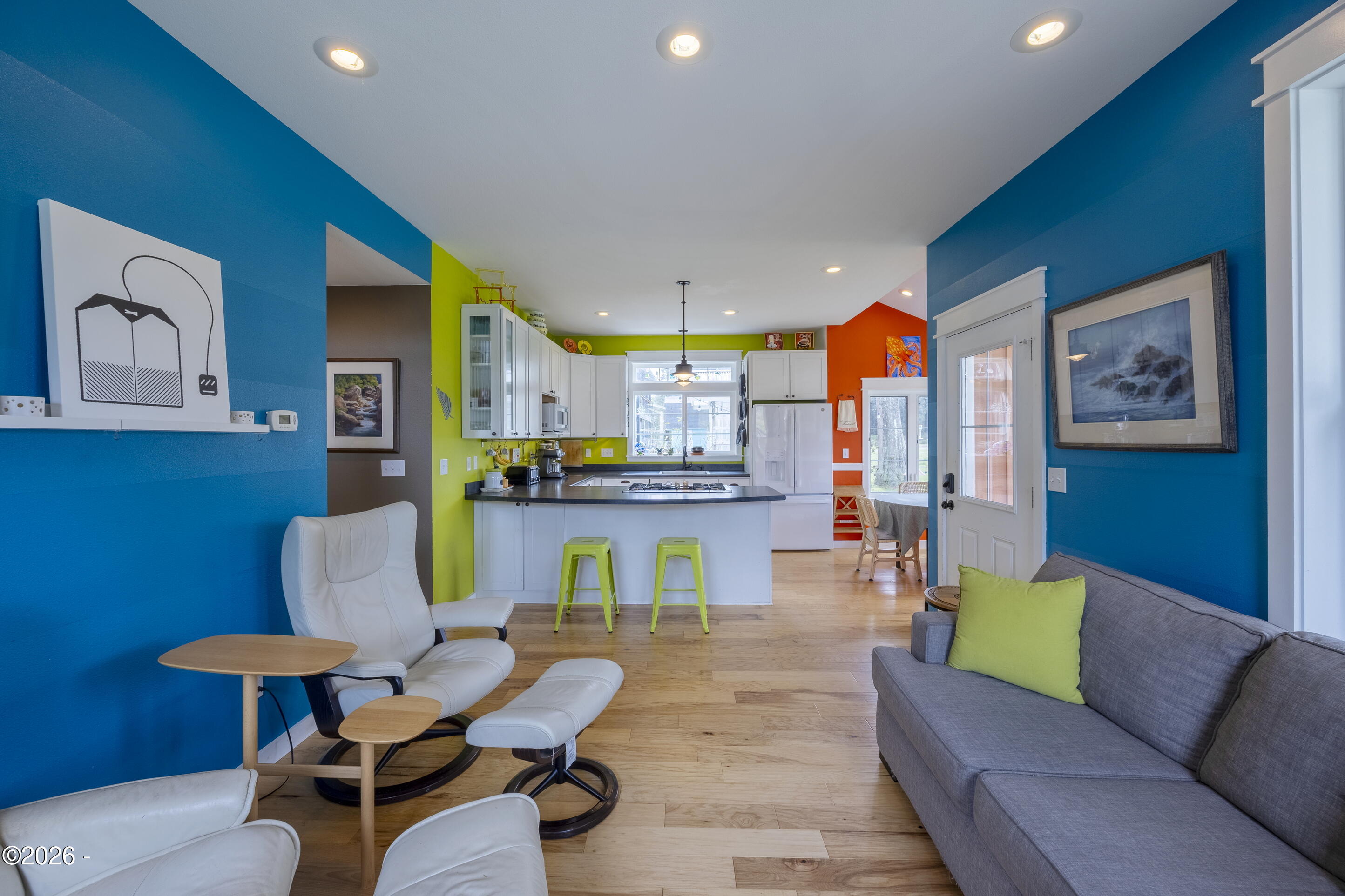 11402 NE Coos Street