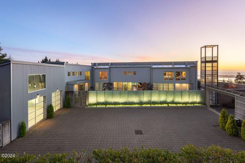 179 Siletz Highway Lincoln City OR 97367