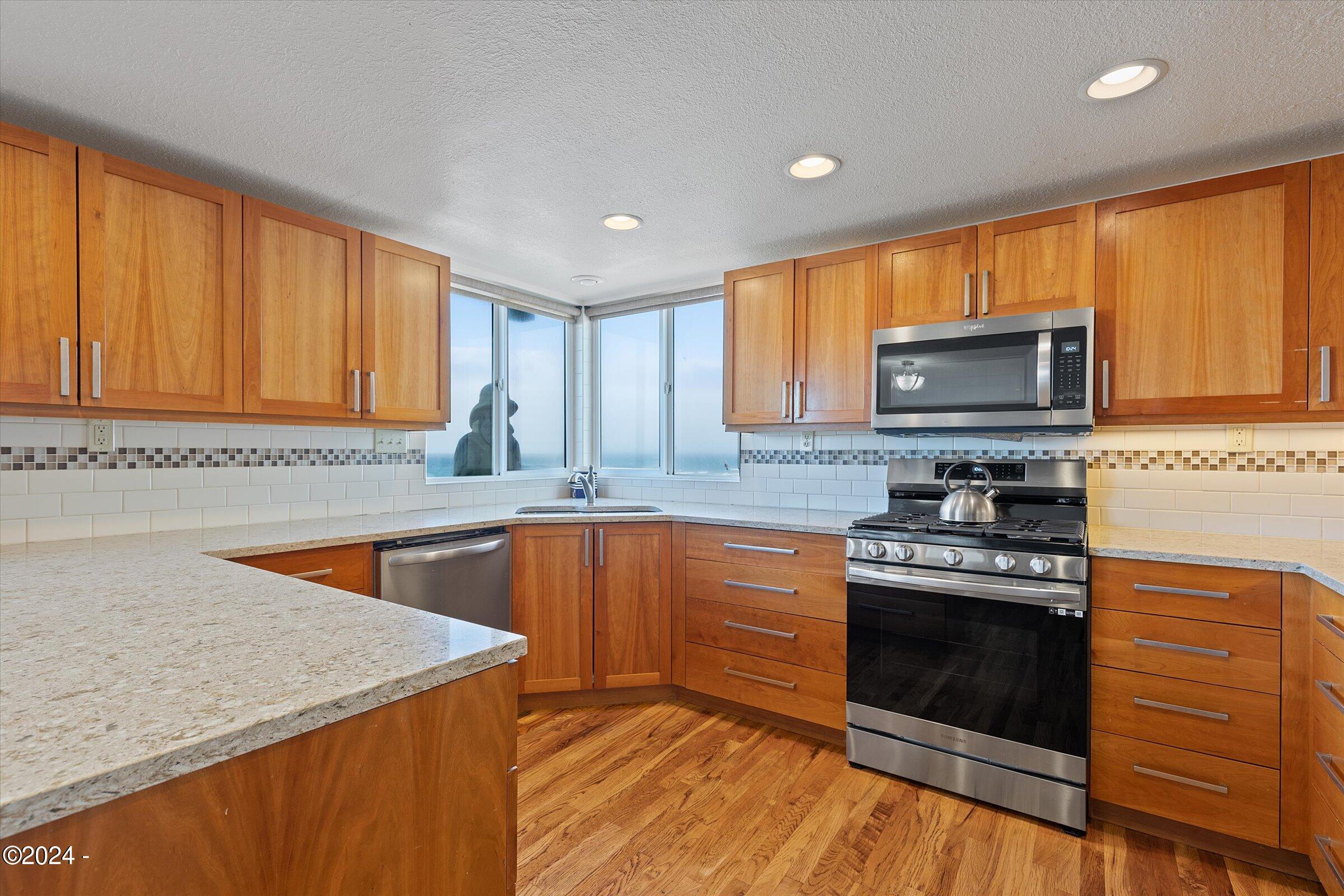 5771 NW Jetty Avenue