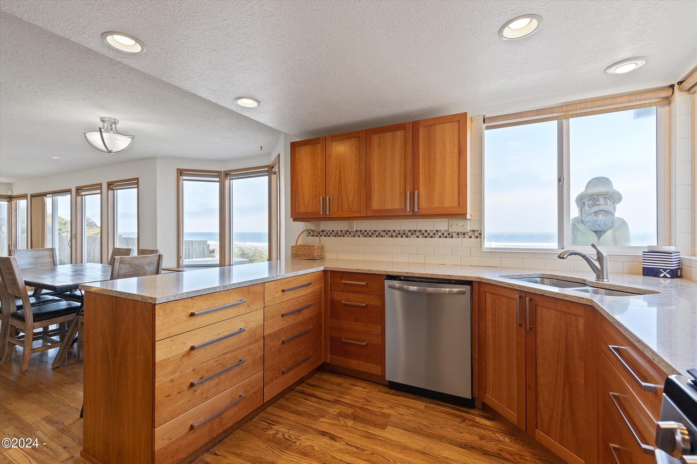 5771 NW Jetty Avenue