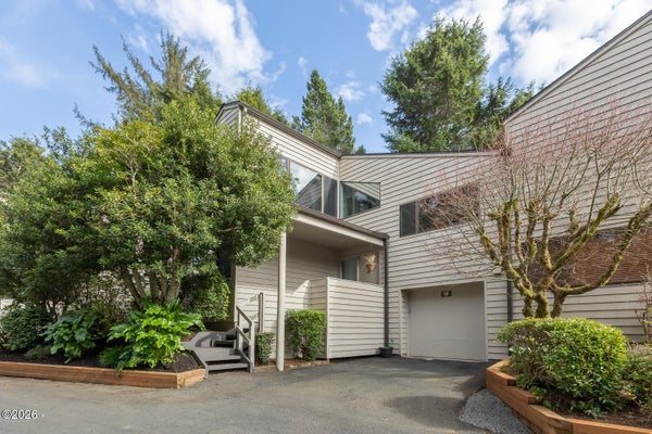 600 ISLAND DR # 18, GLENEDEN BEACH, OR 97388 - Image 56b3b7568e2e70aacc7e7d69bd7c03d6/3087264601