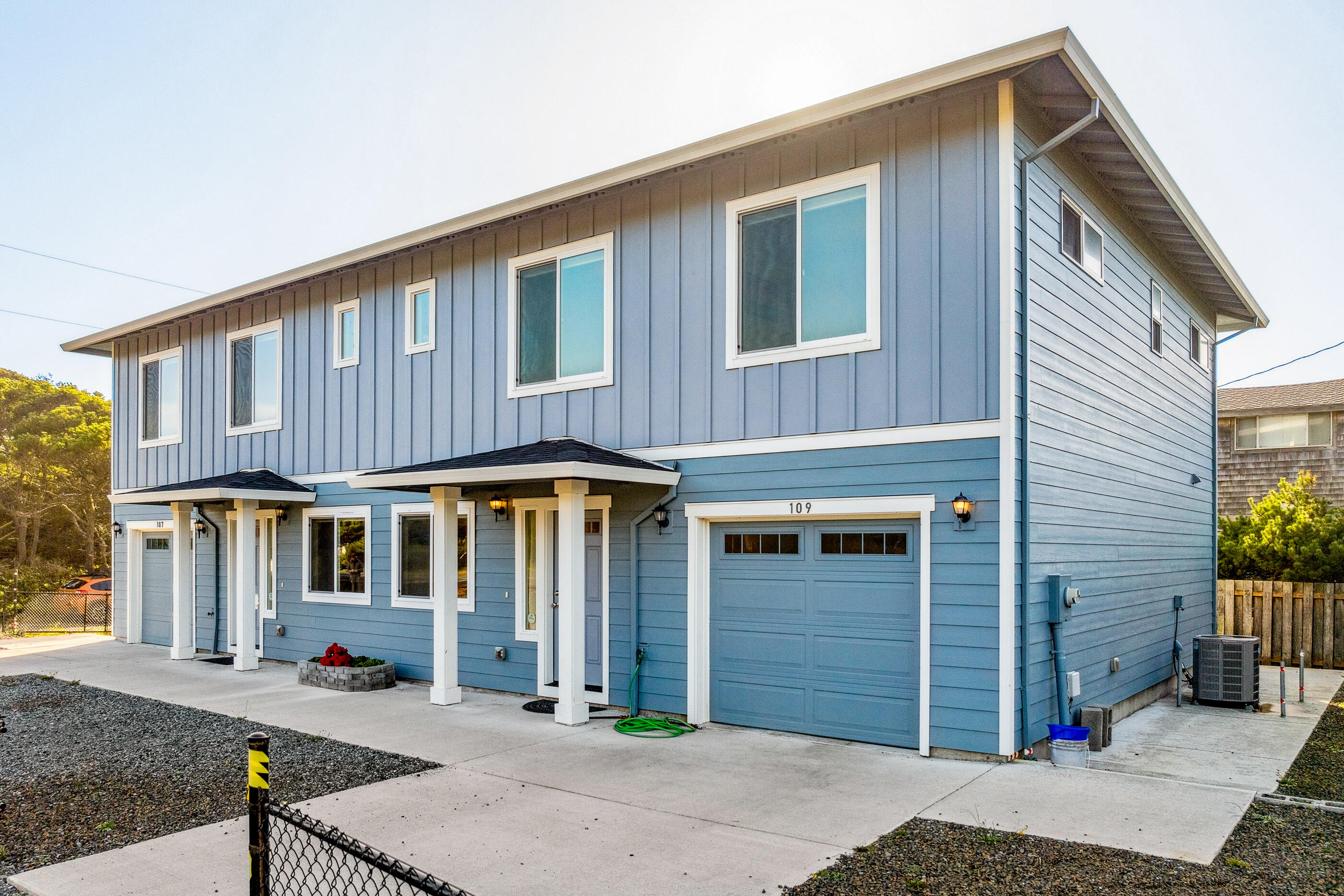 107/109 NW 22nd Avenue