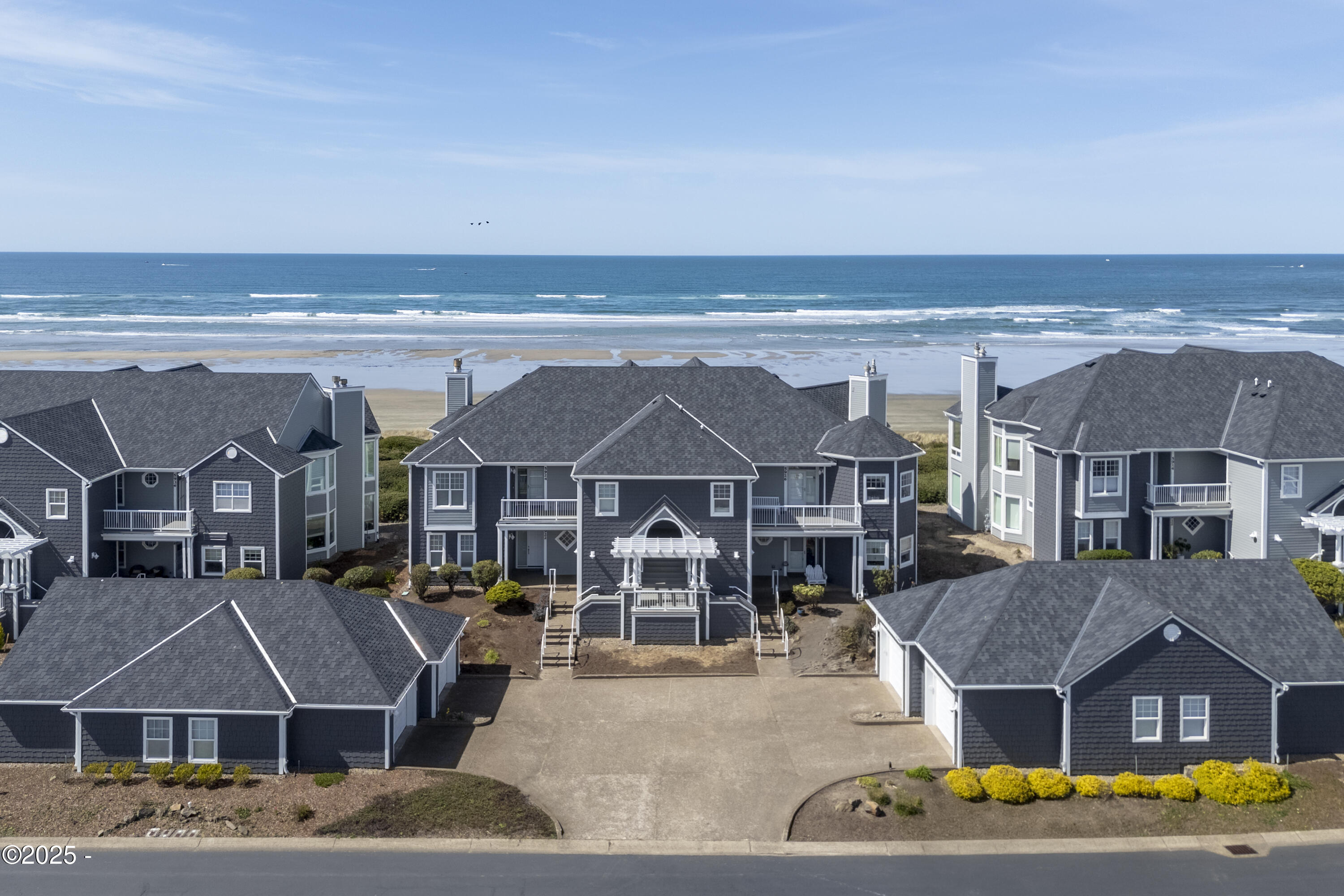 5922 SW Cupola Drive