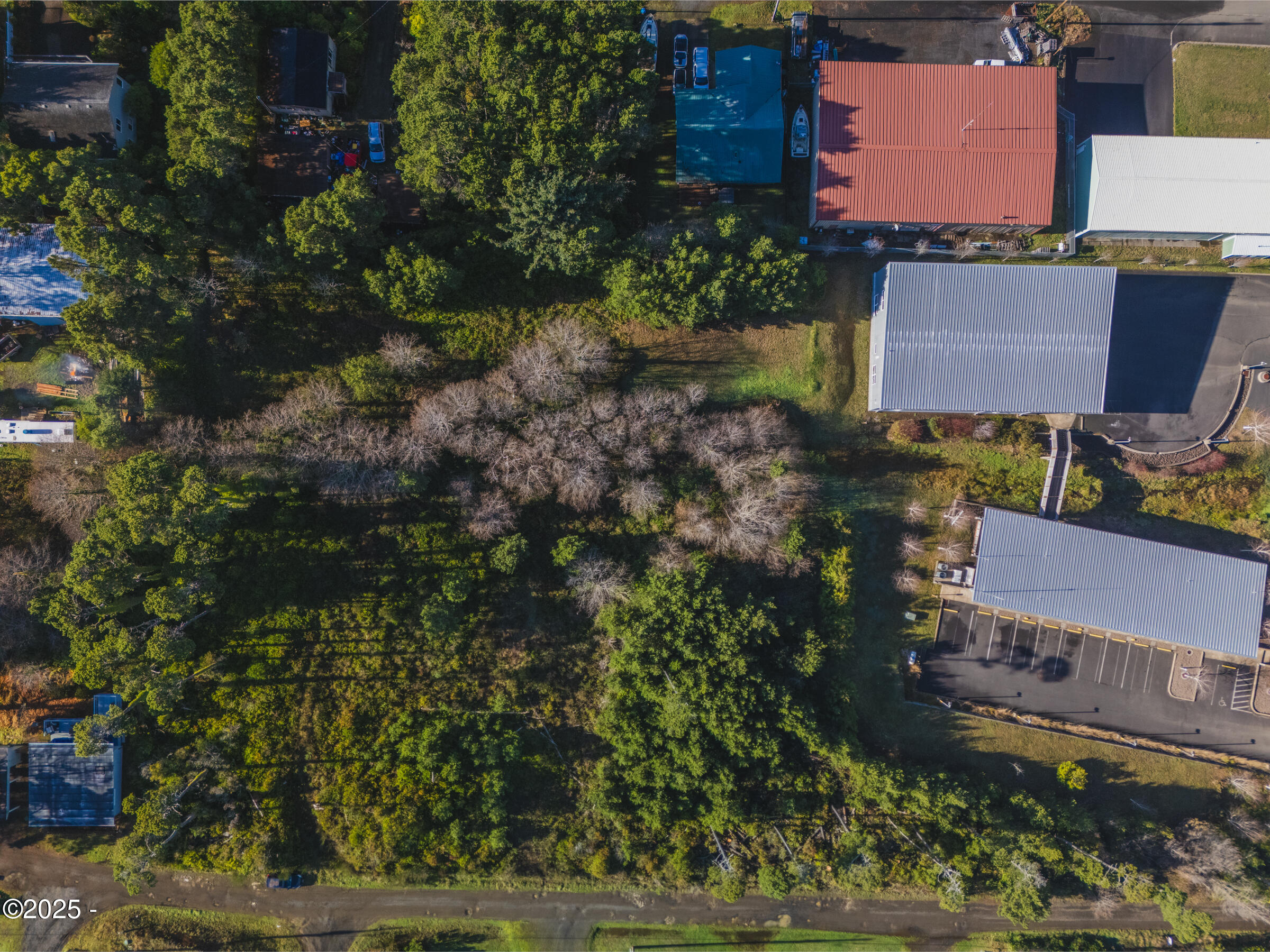 TL 2 NW Crane Street