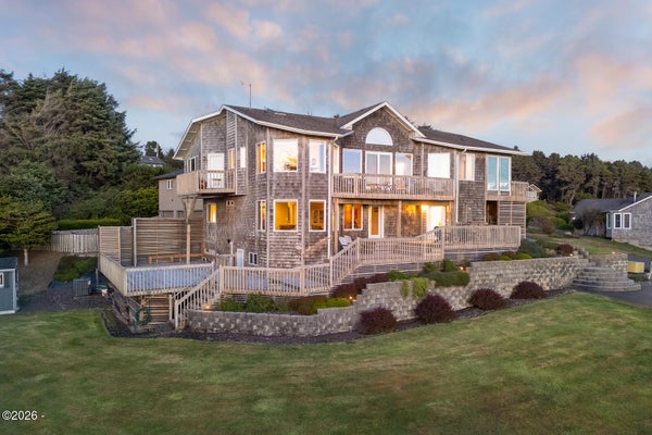 1903 NE SPINDRIFT CT, LINCOLN CITY, OR 97367 - Image 611a1935eecc95b4af2ce5dab12deecf/2903663418