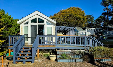 4875 N Highway 101 Depoe Bay OR 97341