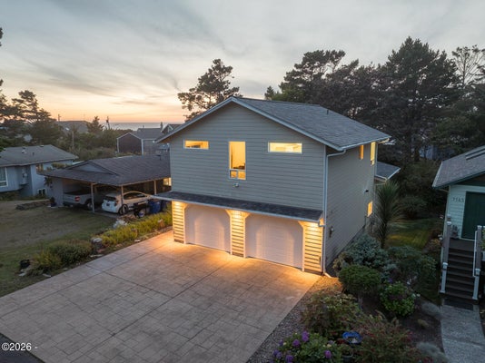 7155 GLEN AVE, GLENEDEN BEACH, OR 97388 - Image 77f81e6603b7552c8e8d0093f8d0a740/3574450720