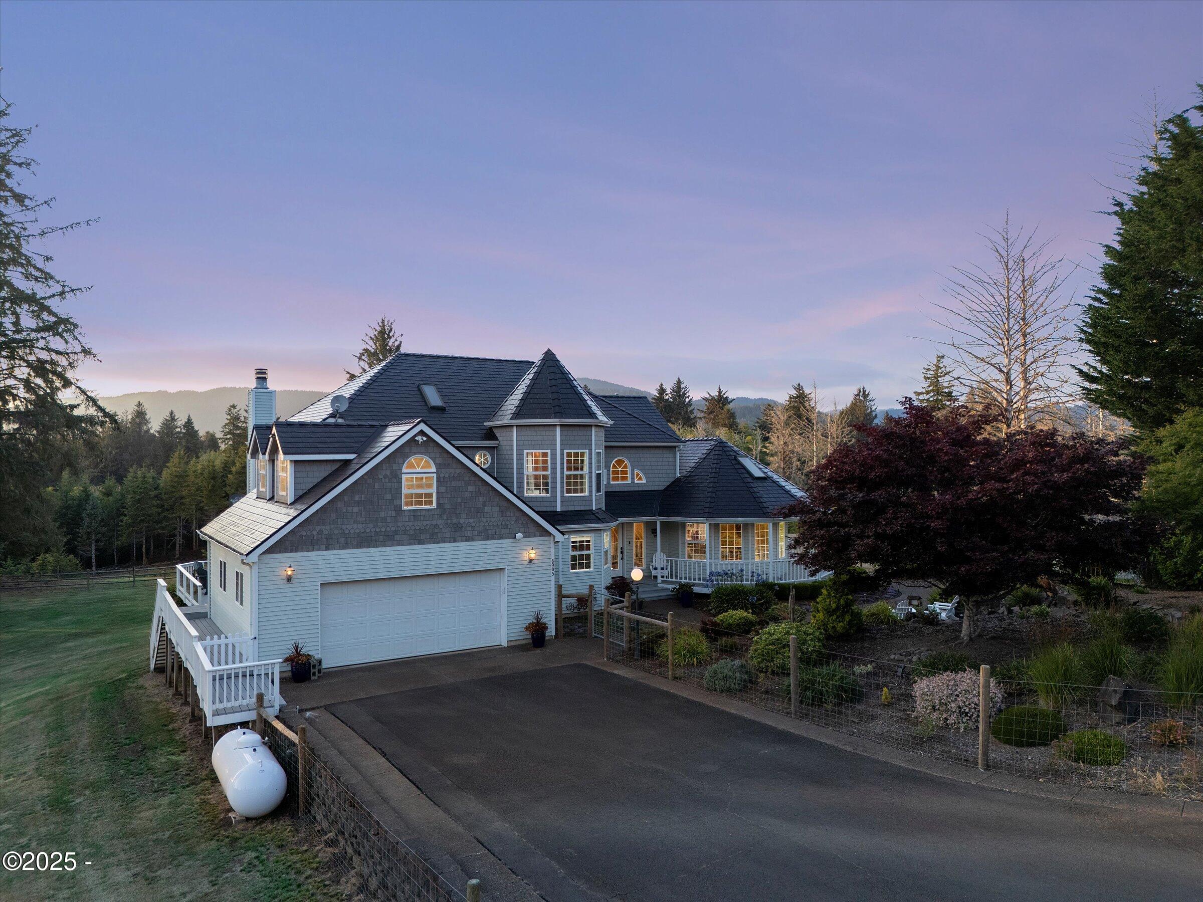 6905 NE Highland Road