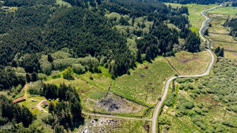 94010 N Way Lane North Bend OR 97459