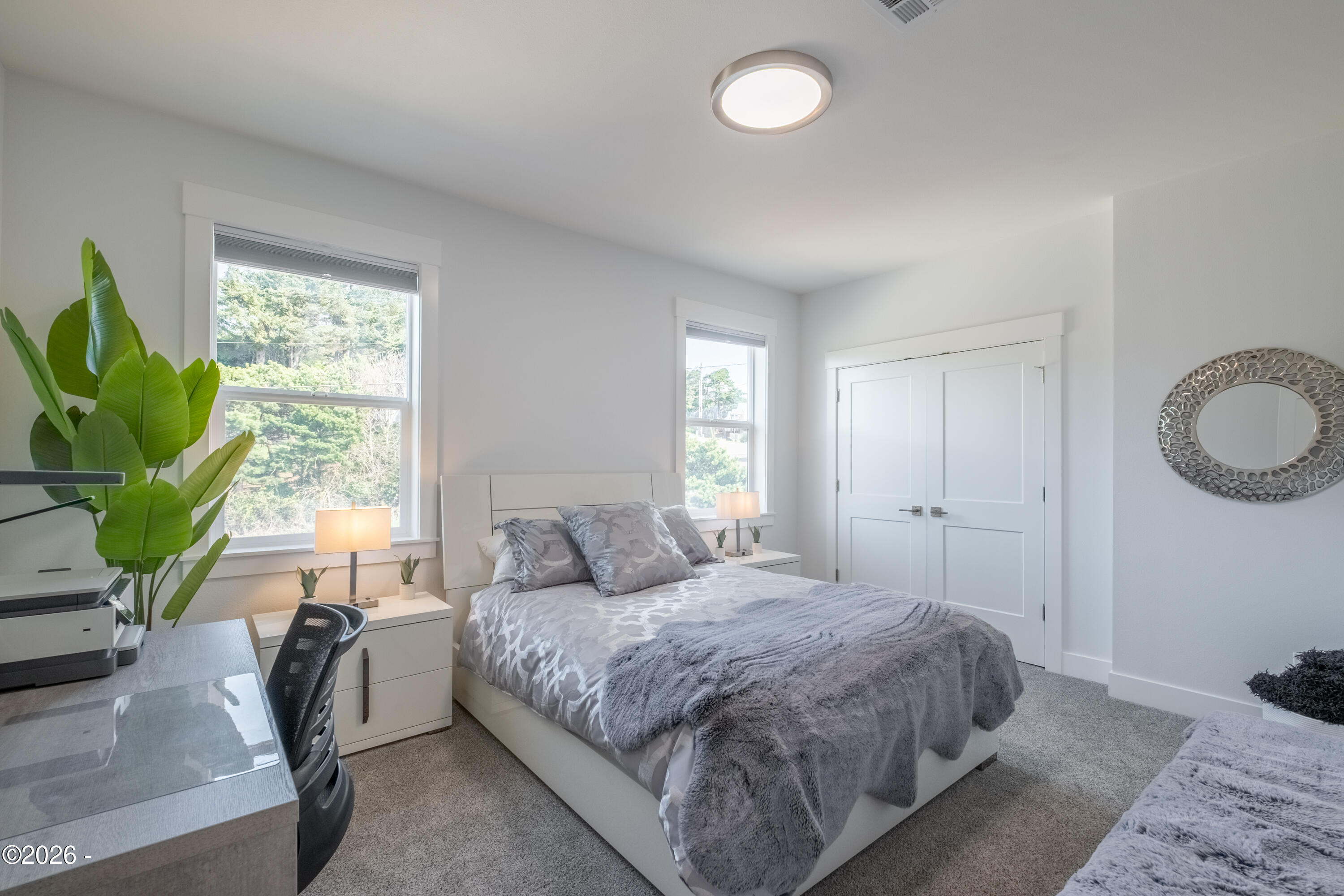 Luxury that inspires in the coveted Roads End neighborhood, where thou – image 24